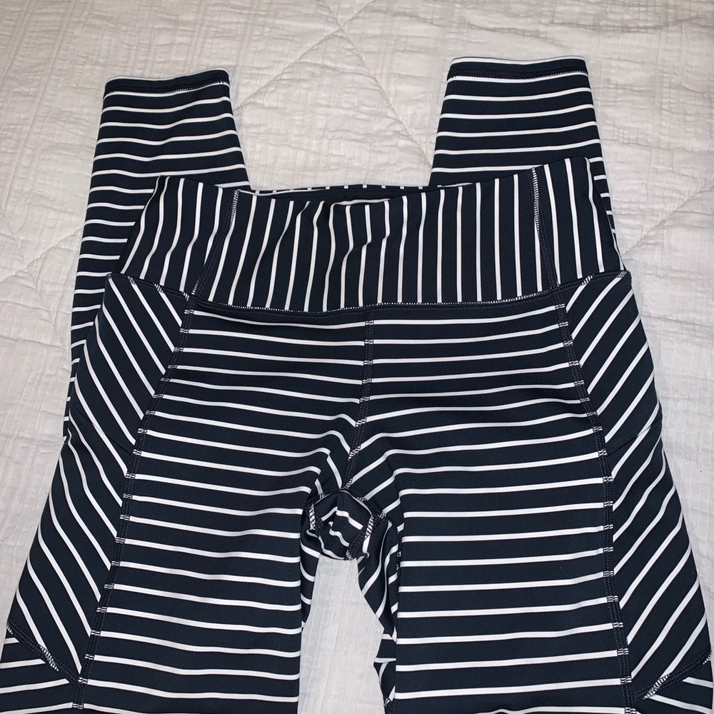 Cropped Athleta Leggings